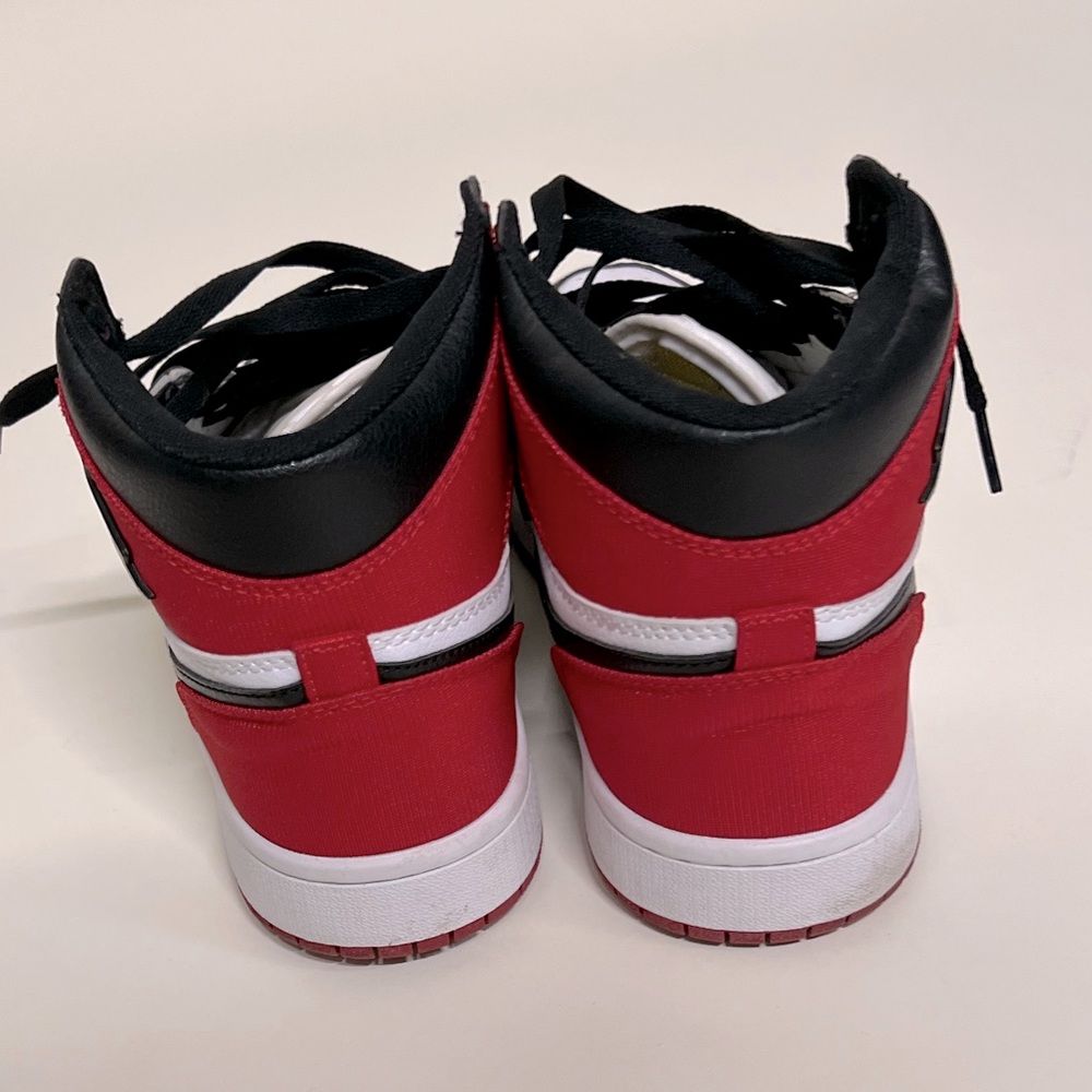 Jordan 1